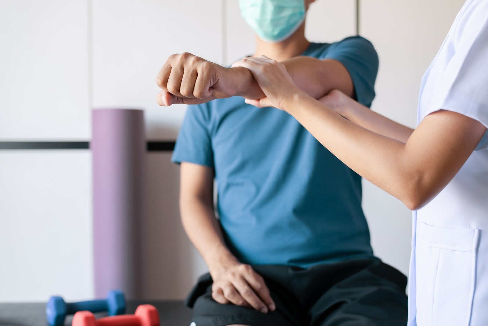 cuánto cobra un fisioterapeuta