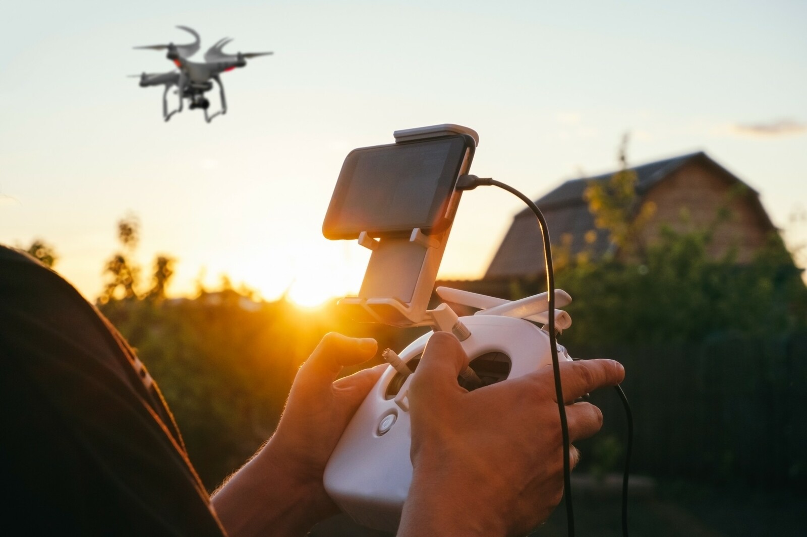 dónde hacer el curso de piloto de drones