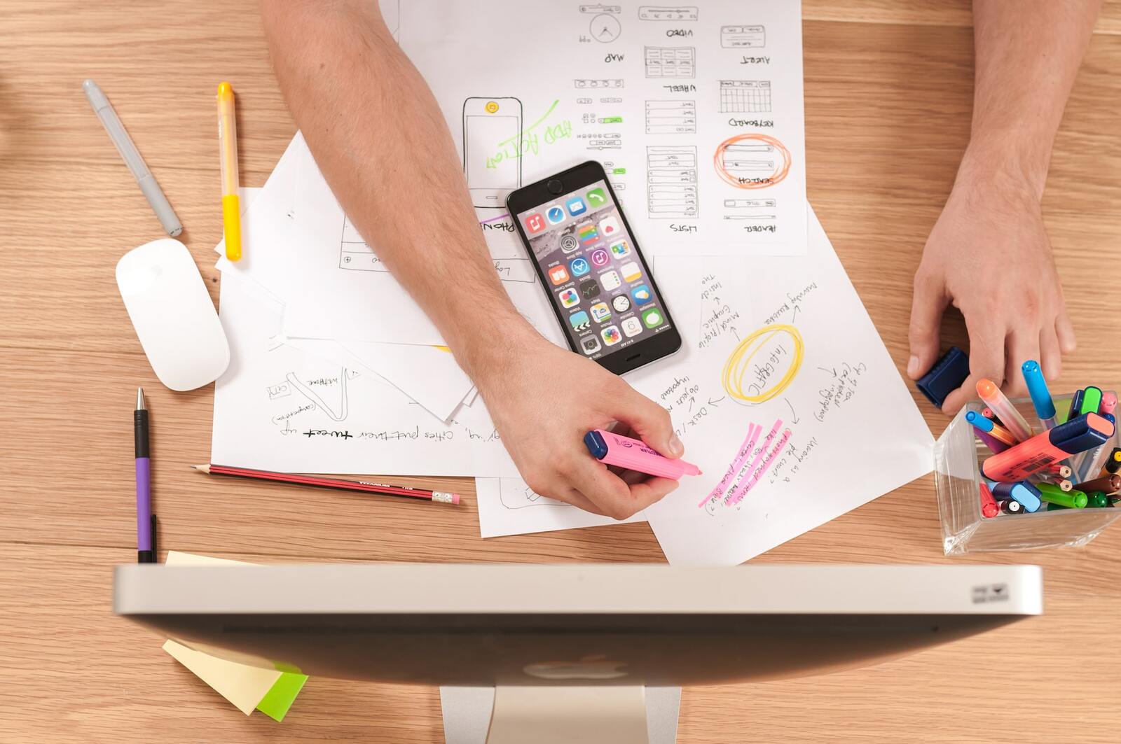 qué-es-un-social-media-manager-papeles