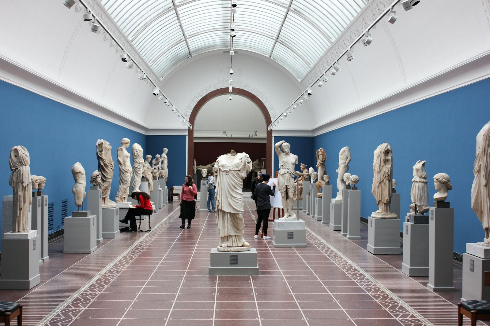 Cuánto-cobra-un-tasador-de-obras-de-arte-museo
