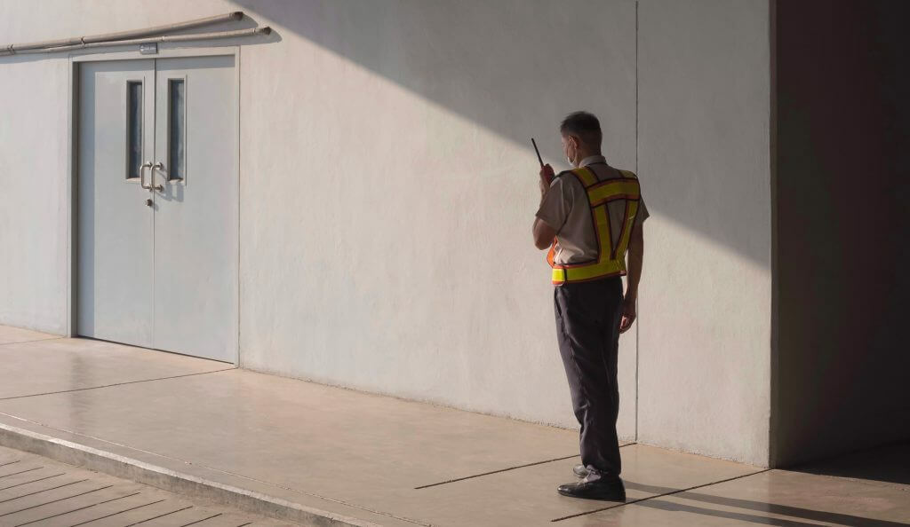 cuánto cobra un vigilante de seguridad