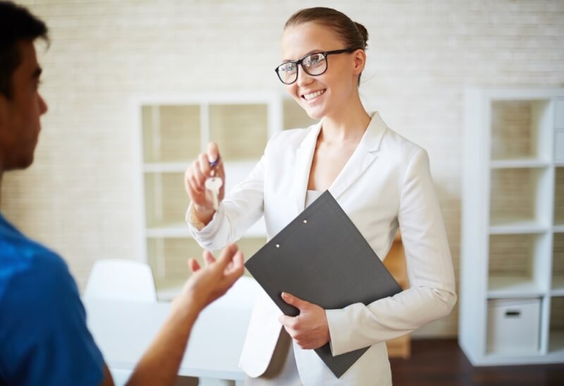 agente inmobiliario sueldo